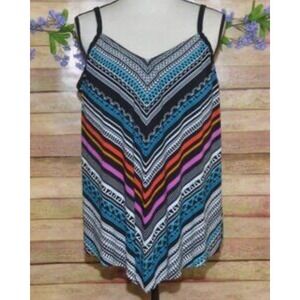 TRIMSHAPER BATHING SUIT TOP  ADJUSTABLE STRAPS 16W DIAGONAL LINES